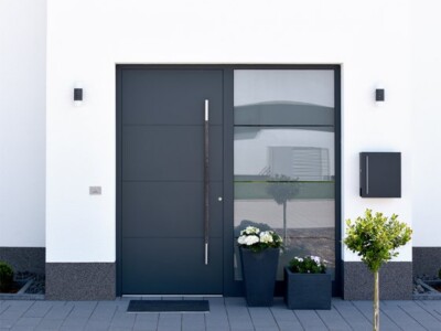 6860 52 August 2022 Oben L